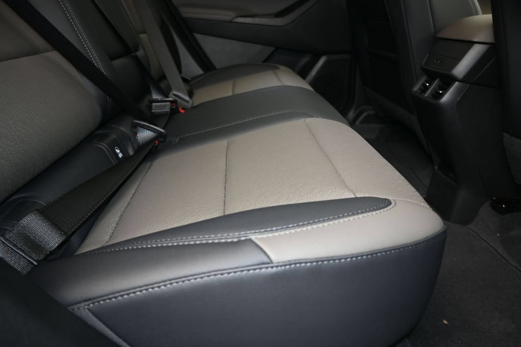 2027 Chevrolet Equinox LT - Photo 22
