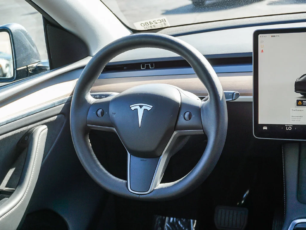 Used 2023 Gray Tesla Standard Range image 17