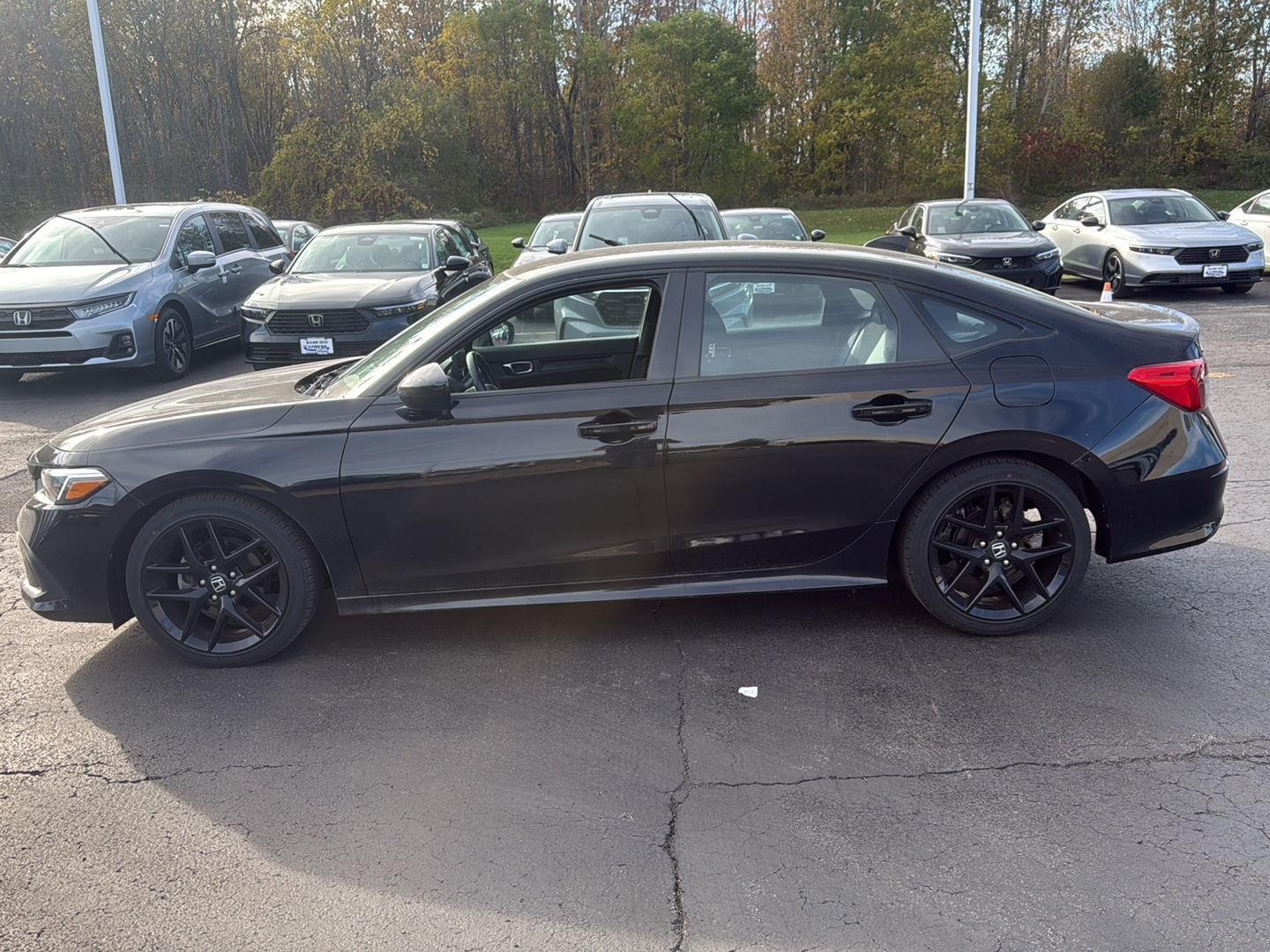 Used 2024 Crystal Black Pearl Honda Sport image 10