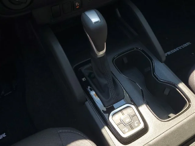 2026 Nissan Frontier SV - Photo 17
