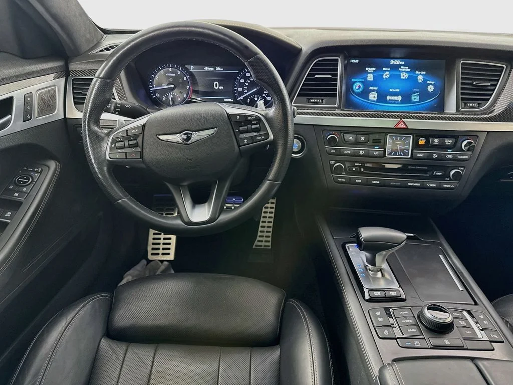 Used 2018 Red Genesis 3.3T Sport image 29
