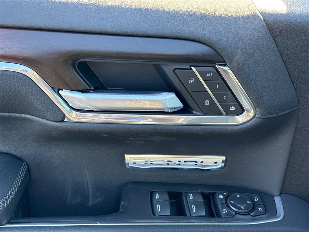 2026 GMC SIERRA - Image 14