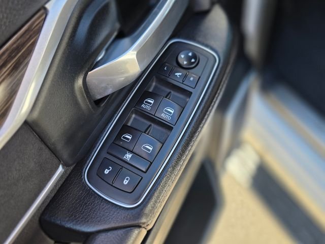 Used 2019 White Ram Laramie image 22