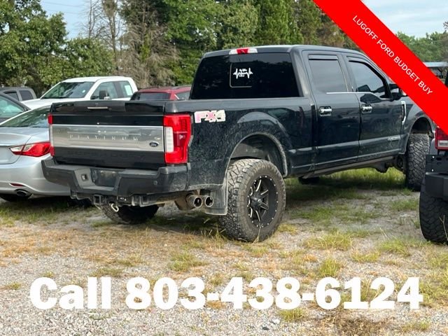 Used 2017  Ford Platinum image 2