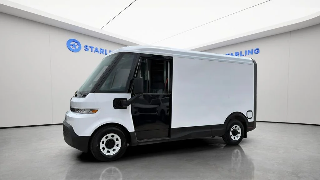 Used 2024 Oyster White BrightDrop EJY image 2