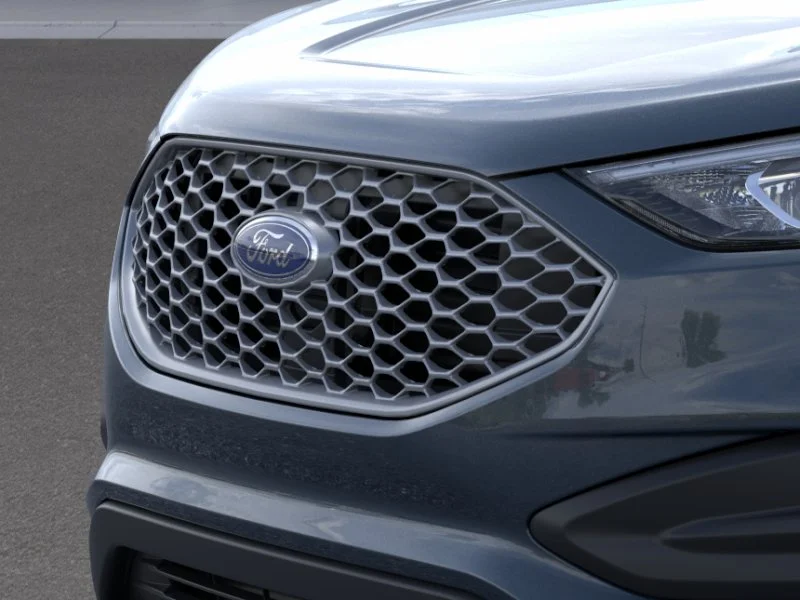 New 2024 Stone Blue Metallic Ford SE image 17