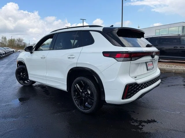 New 2026 White Volkswagen 2.0T SE R-Line Black image 5