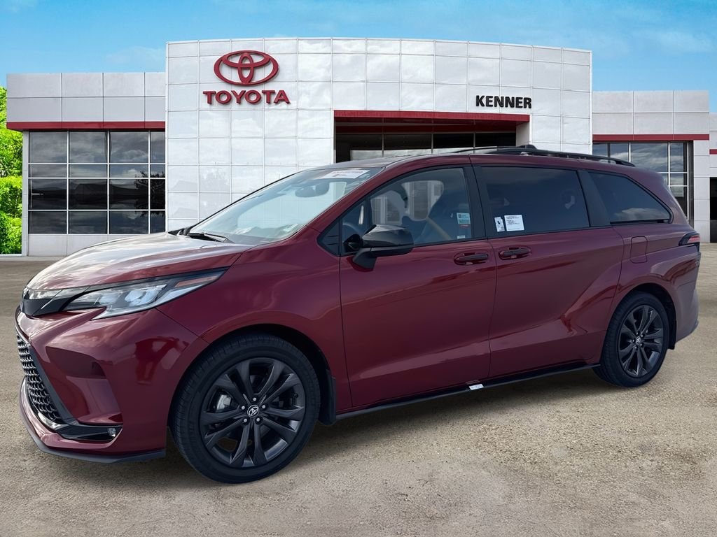 2025 Toyota Sienna XSE