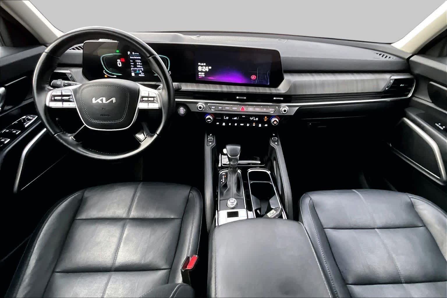 Used 2023 Ebony Black Kia EX image 16