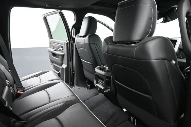 New 2026 Diamond Black Crystal Pearl-Coat Exterior Paint RAM Laramie image 14