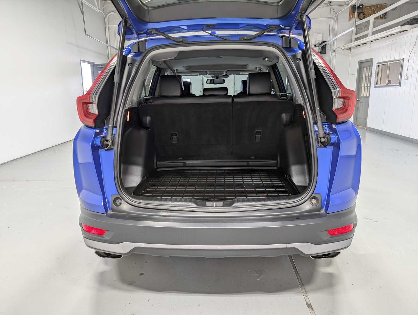 Used 2020 Aegean Blue Metallic Honda Touring image 42