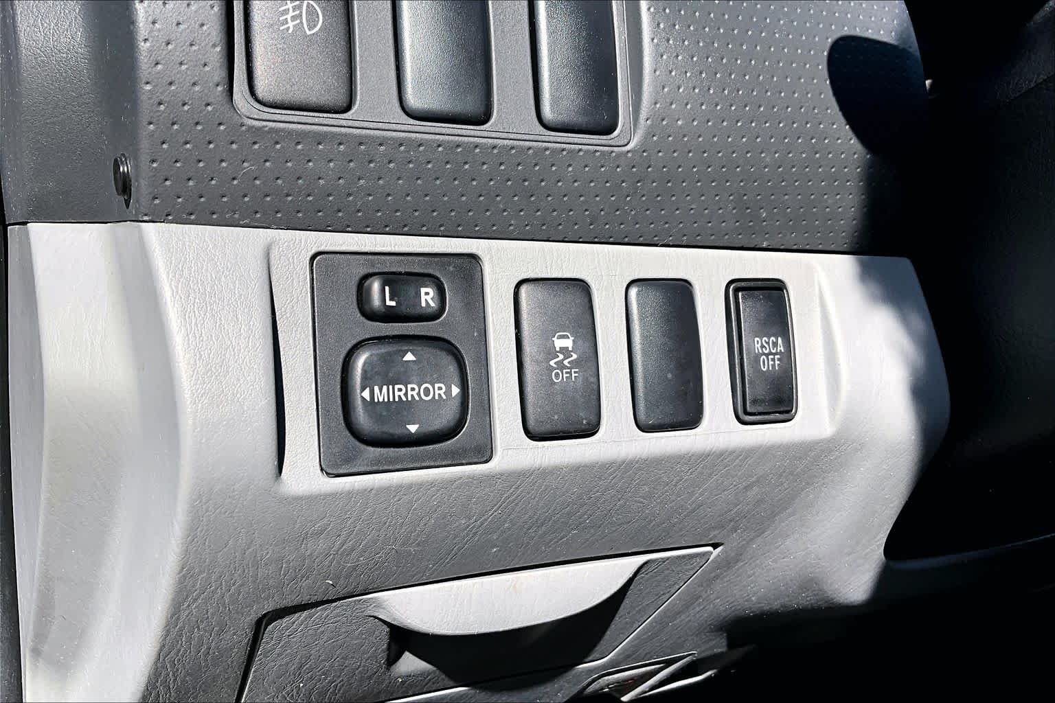 Used 2013 Black Toyota  image 32