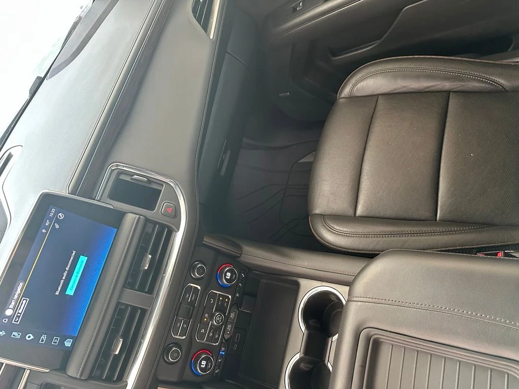 Used 2023 Gray Chevrolet High Country image 25