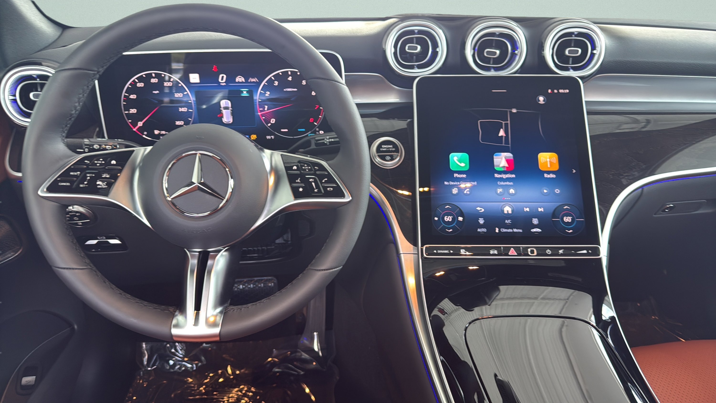 New 2026 Polar White Mercedes-Benz GLC 300 image 23