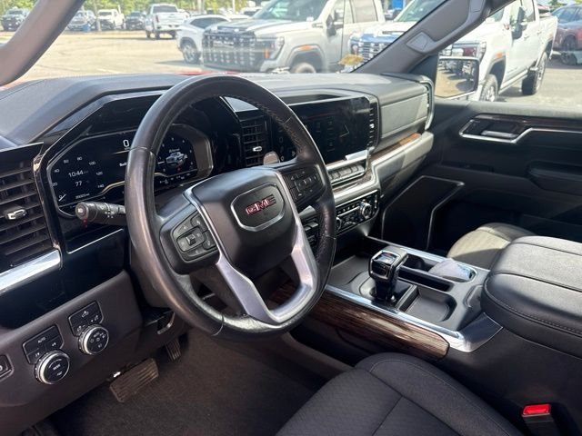 Used 2023 Red GMC Elevation image 14