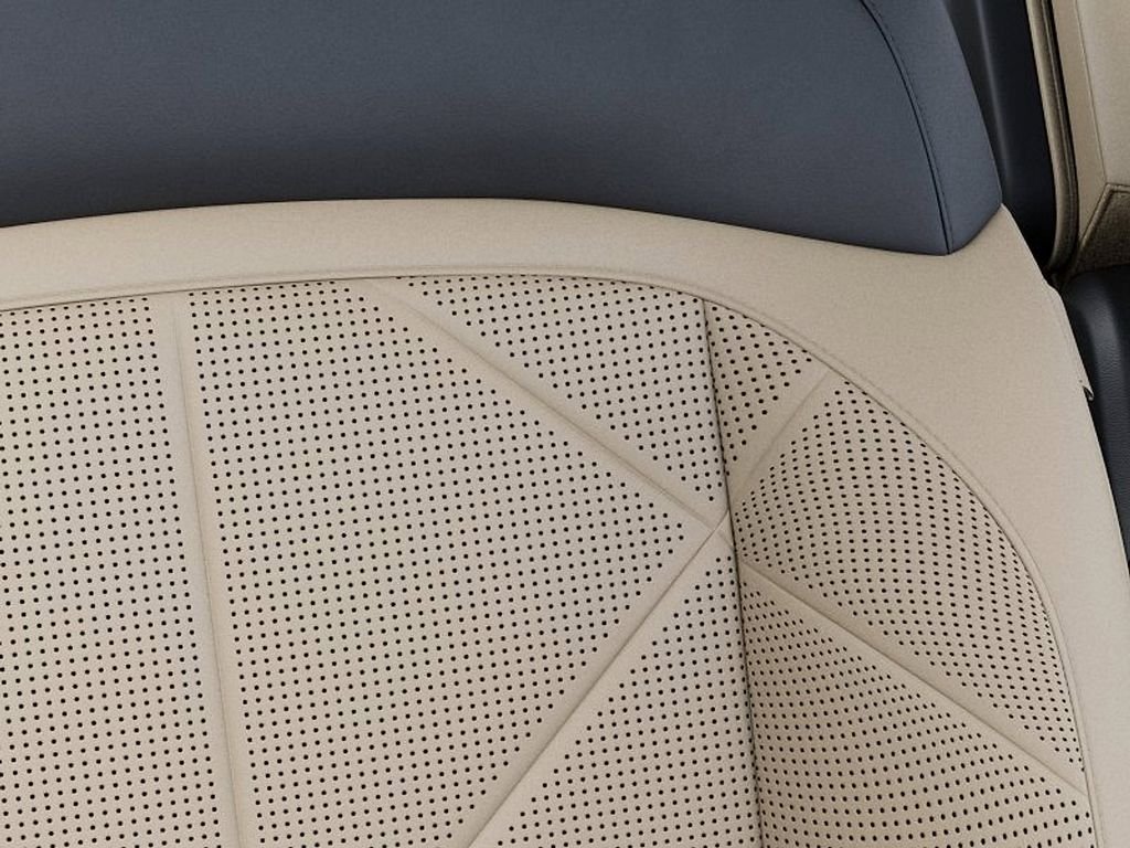 New 2027 Ivory Silver Kia EX image 24