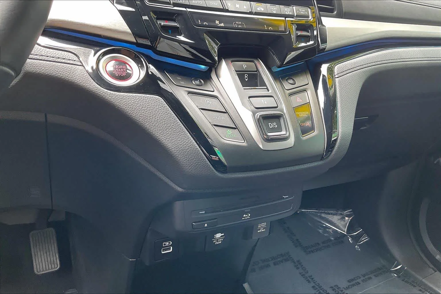 Used 2023 Crystal Black Pearl Honda Touring image 32