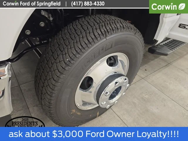 New 2026 Oxford White Ford F-350® XLT image 42