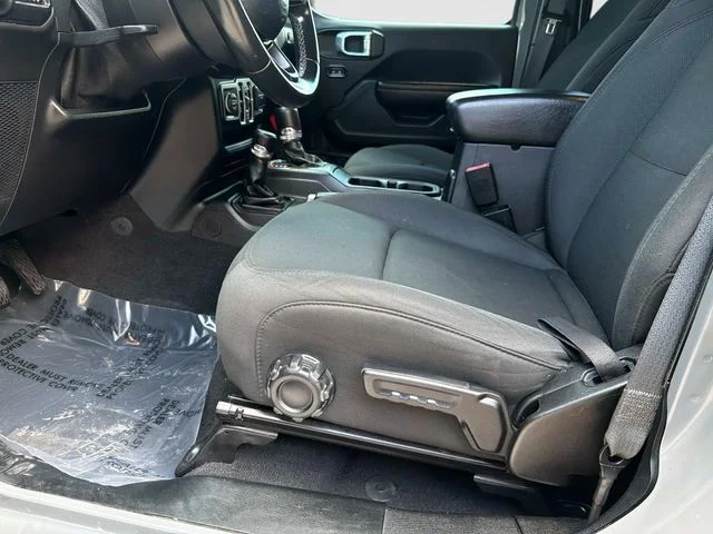 Used 2021 Gray Jeep Unlimited Sport S image 19