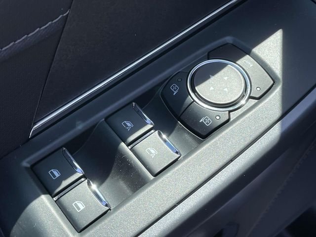 2025 Ford F-150 XLT - Photo 18