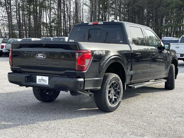 New 2026 Agate Black Metallic Ford XLT image 3