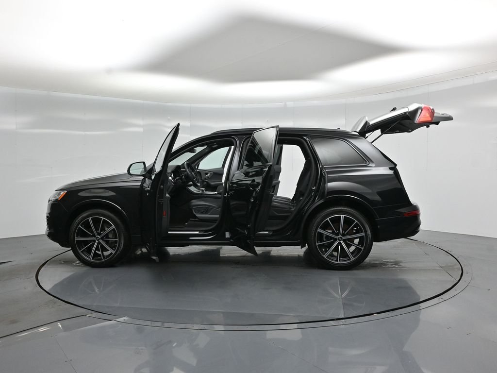 Certified Used 2022 Black Audi 55 Premium Plus image 39