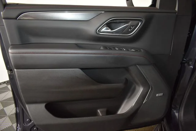 Used 2023 Gray Chevrolet RST image 29