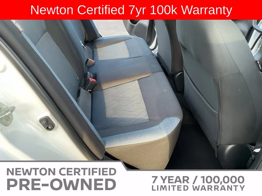 Used 2023 White Nissan 1.6 SV image 16