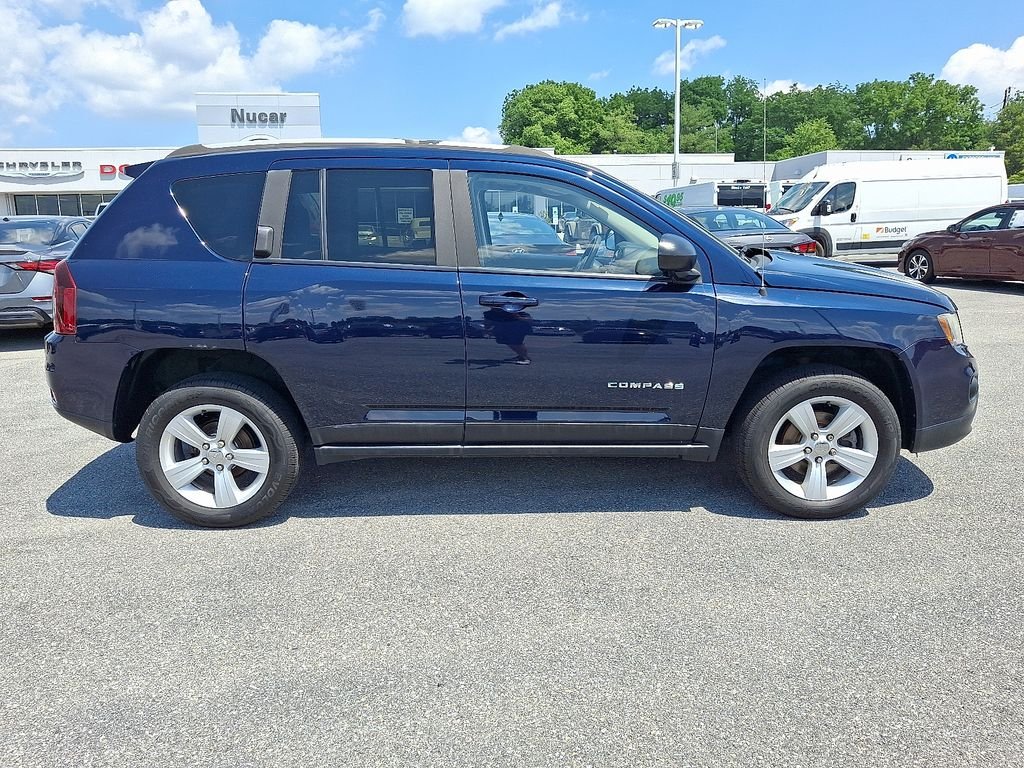 Used 2016 Blue Jeep Sport image 8