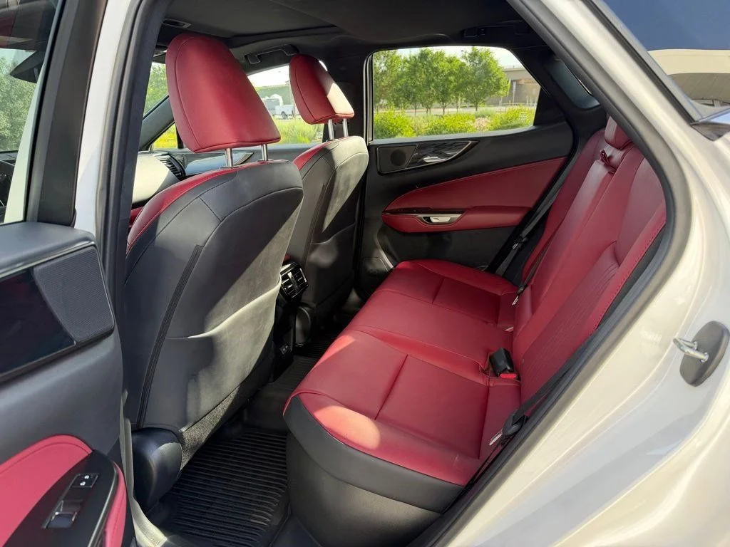 Used 2025 White Pearl Lexus 350h Premium image 11