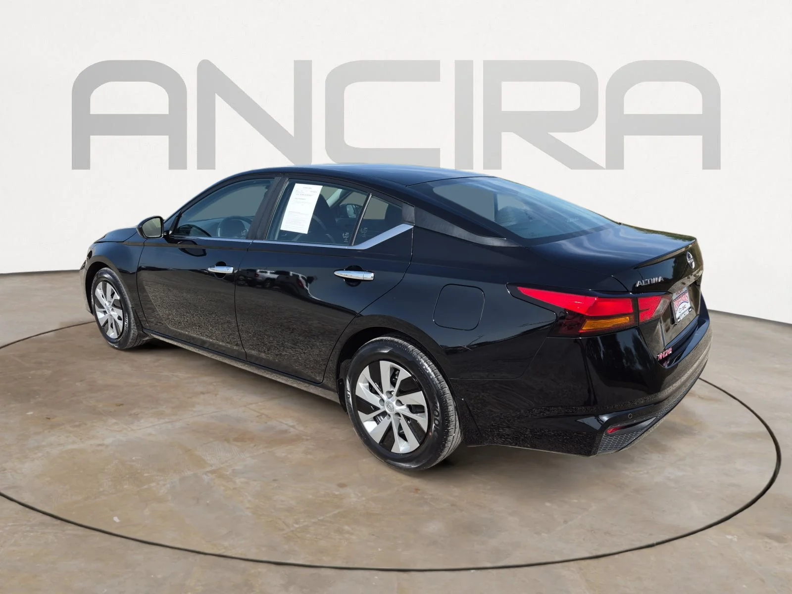 Used 2023 Super Black Nissan 2.5 S image 8