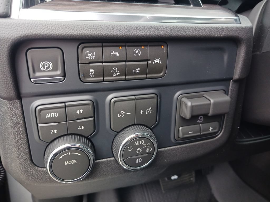 New 2026 Sterling Gray Metallic Chevrolet Premier image 38