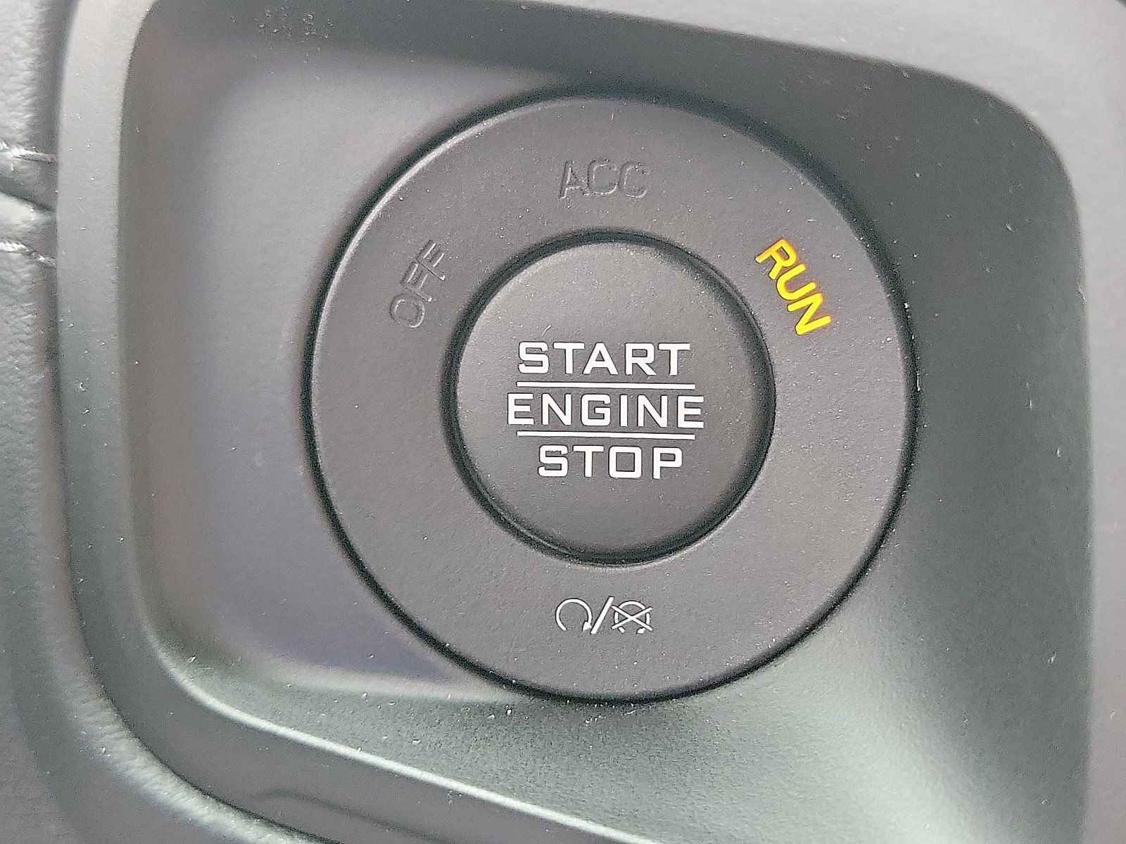 2025 Jeep Wrangler 4-Door Sahara - Photo 12