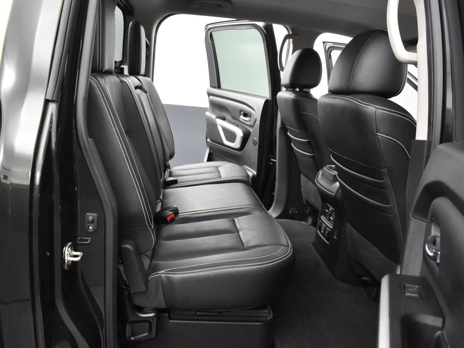 Used 2019 Midnight Pine Metallic Nissan PRO-4X image 31