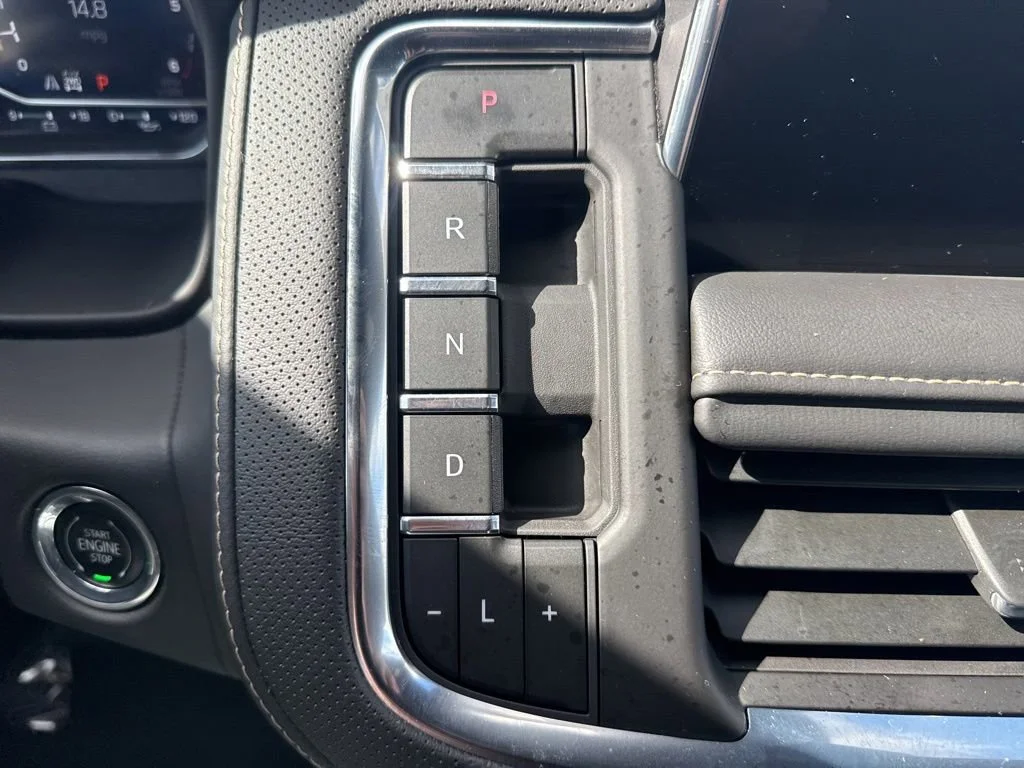 Used 2023 Summit White Chevrolet Premier image 19