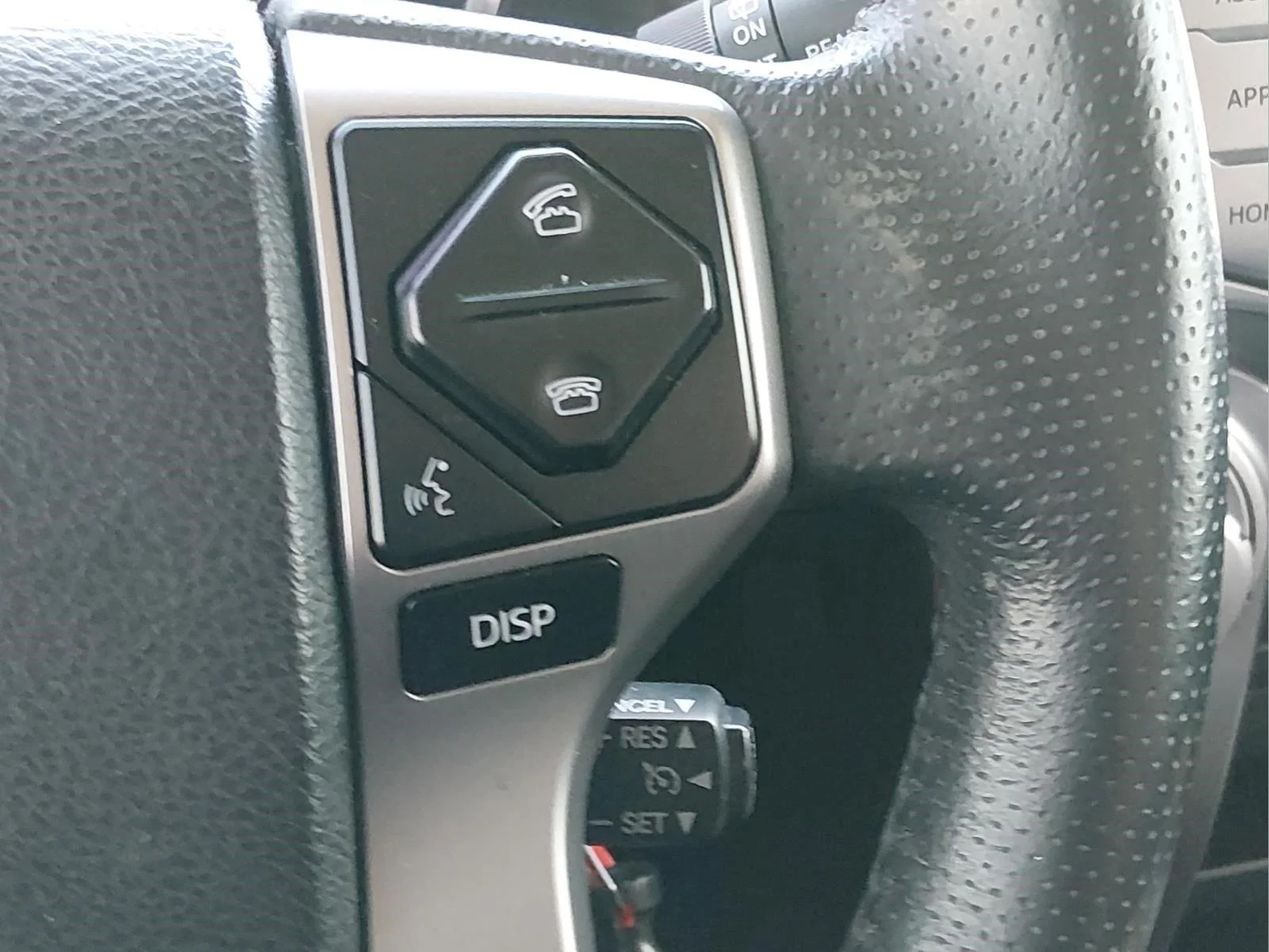 Used 2019 Super White Toyota SR5 Premium image 29