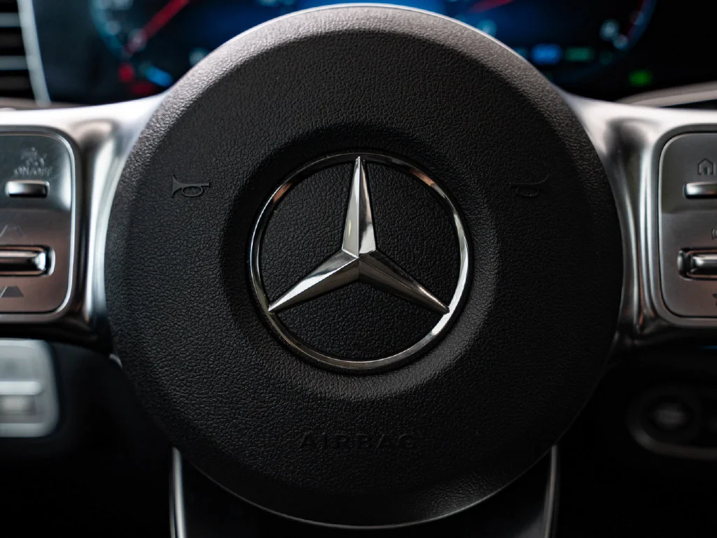 Used 2023 Polar White Mercedes-Benz GLS 580 image 32