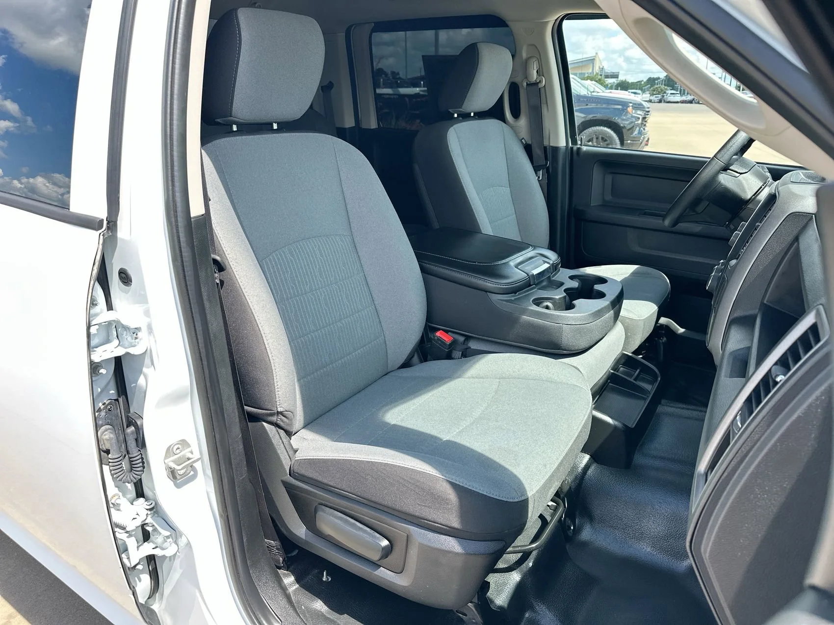 2023 RAM Ram 1500 Classic Tradesman - Photo 23