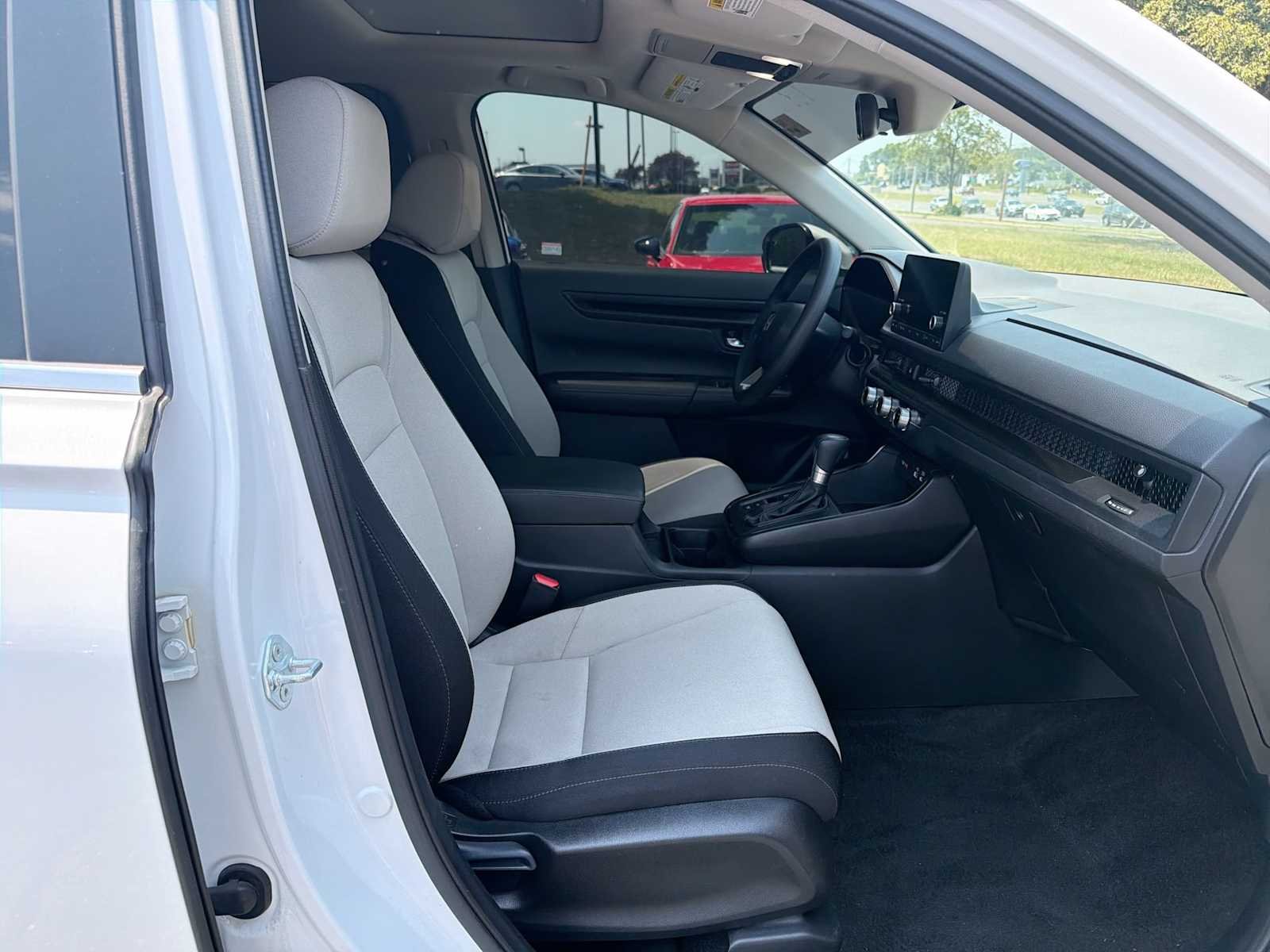 Used 2025 Platinum White Pearl Honda EX image 15