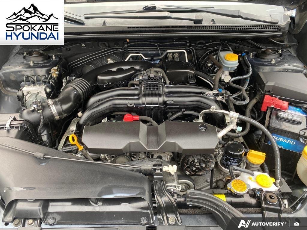Used 2016 Quartz Blue Pearl Subaru Limited image 13