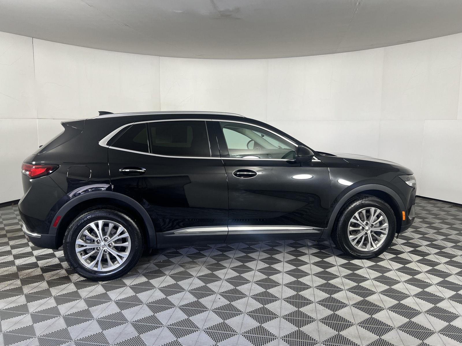 Used 2023 Ebony Twilight Metallic Buick Preferred image 8