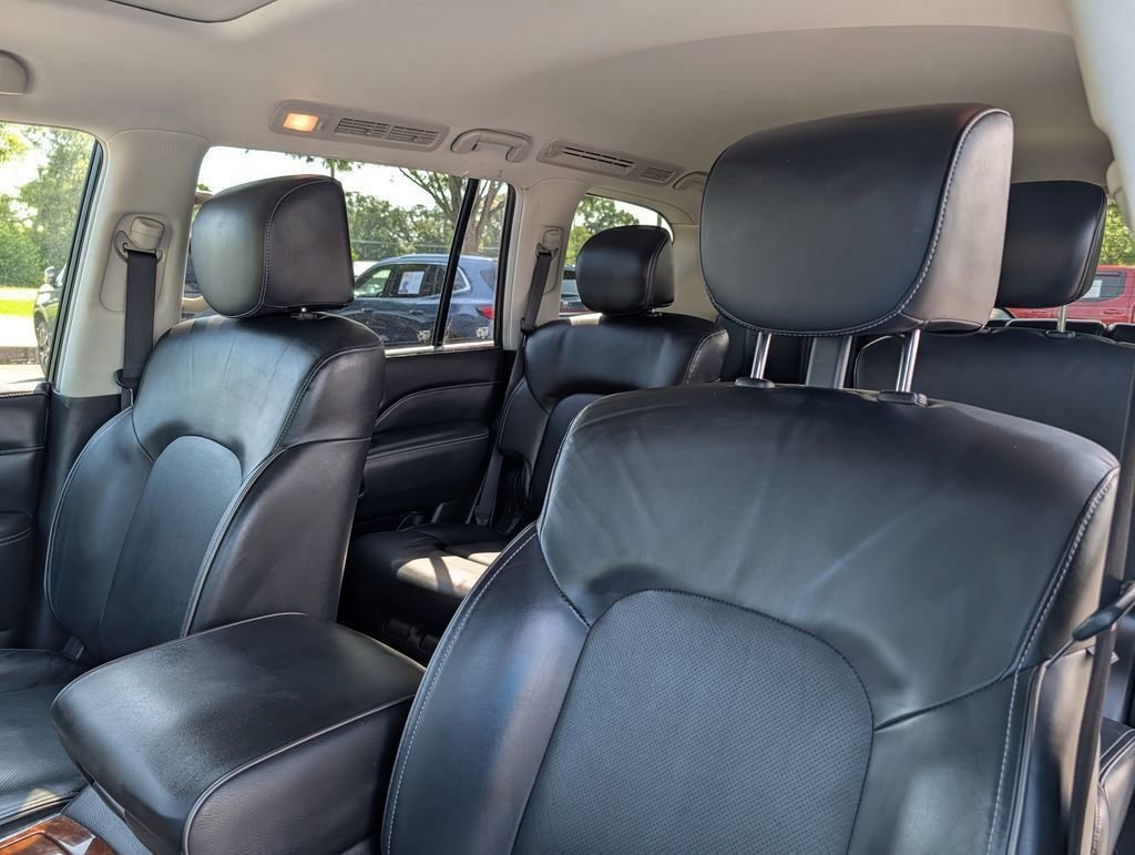 Used 2019 Moonstone White INFINITI LUXE image 14