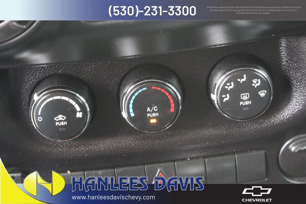 Used 2018 White Jeep Sport image 20
