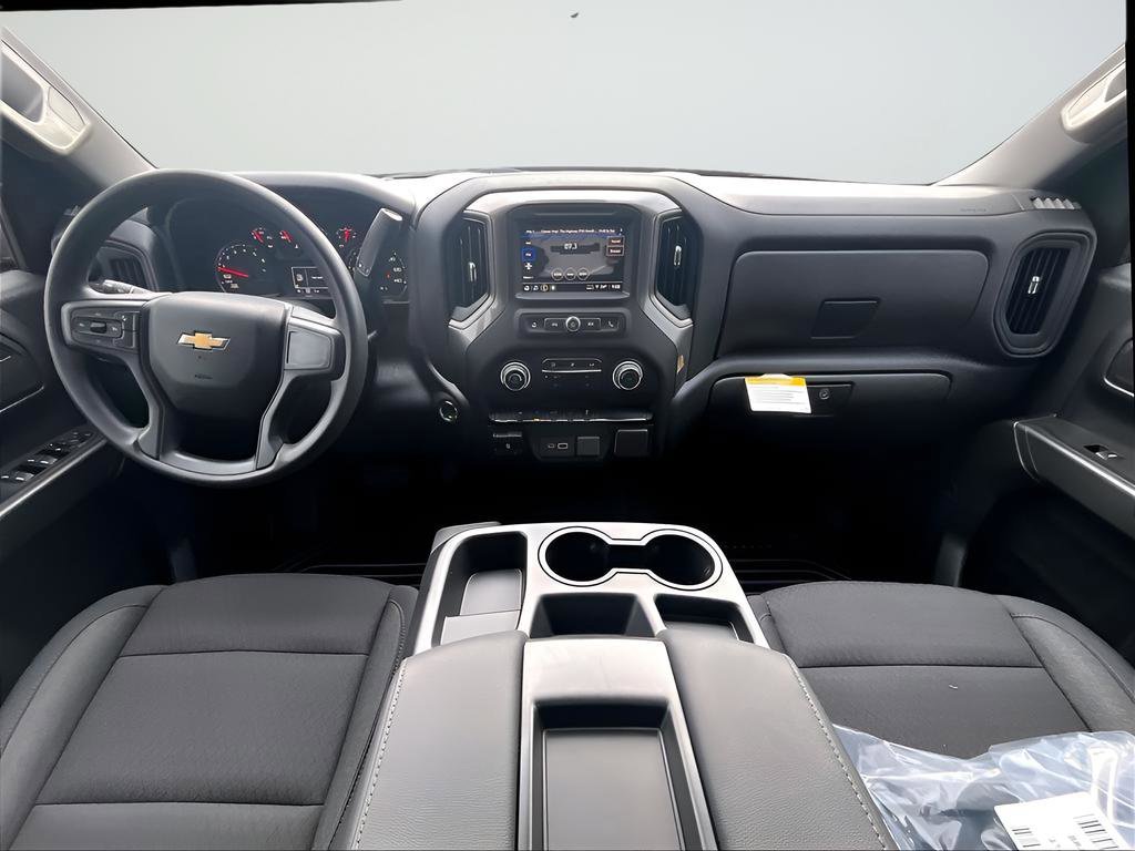 New 2026 Chevrolet Silverado 1500 Custom 4D Crew Cab