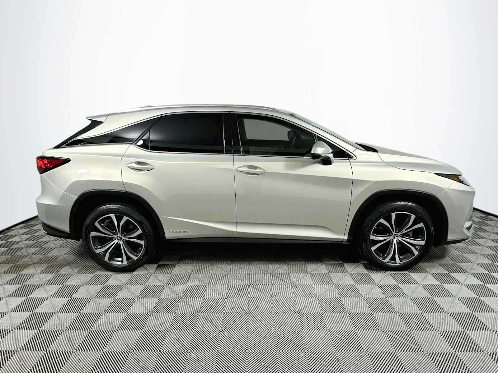 Used 2020 Moonbeam Beige Metallic Lexus  image 8