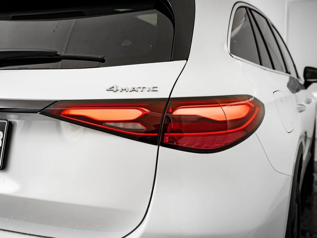 Used 2026 Polar White Mercedes-Benz GLC 300 image 17