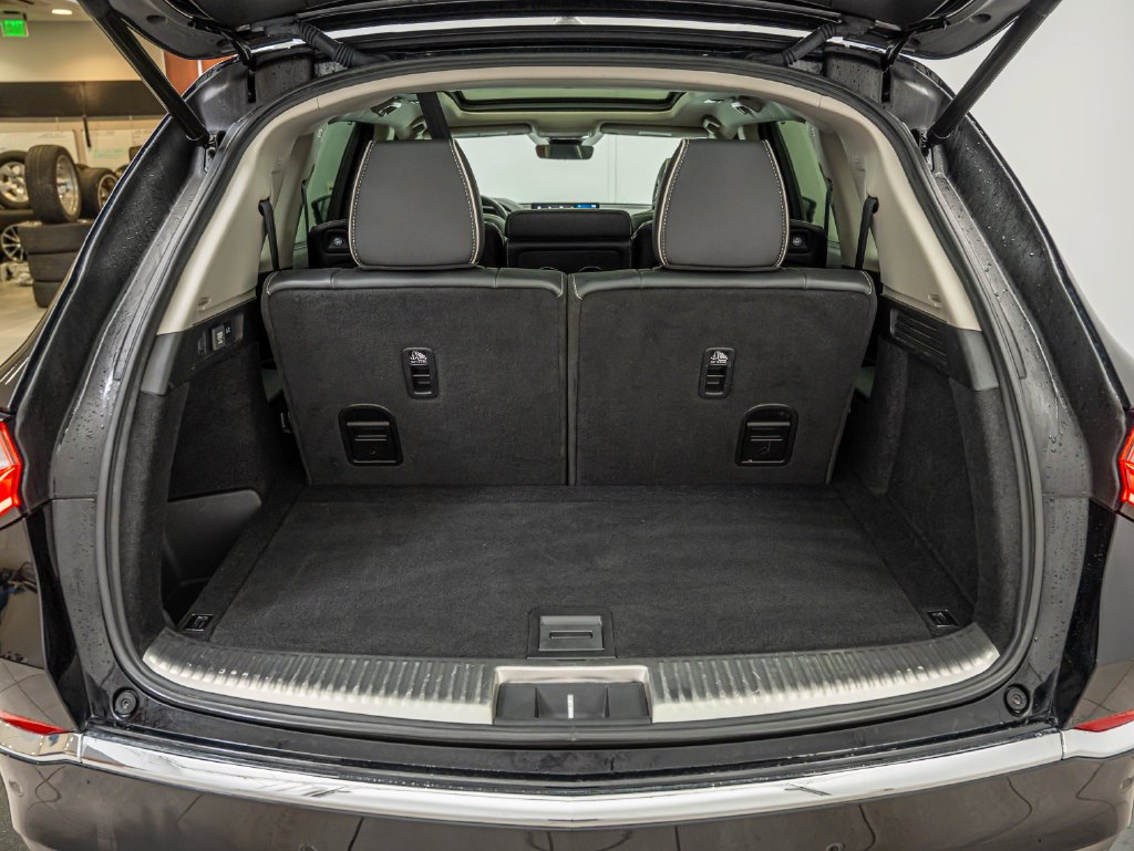 Certified Used 2022 Majestic Black Pearl Acura Advance image 38