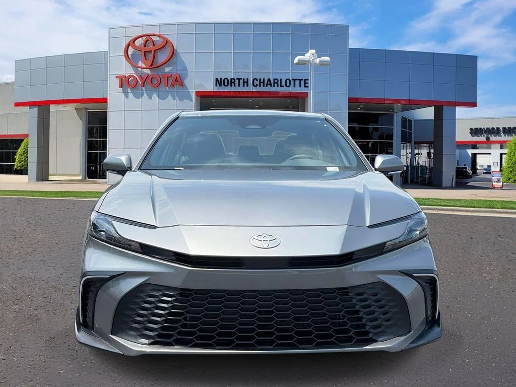 New 2026 Heavy Metal Toyota SE image 3