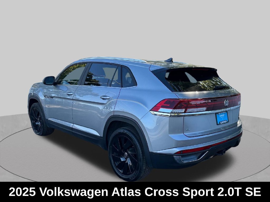 Used 2025 Silver Volkswagen 2.0T SE w/Technology image 3