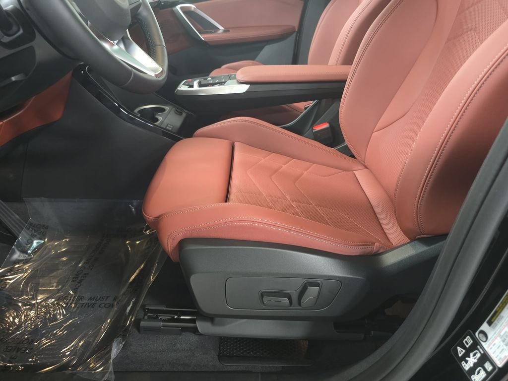 New 2026 Jet Black BMW xDrive28i image 14